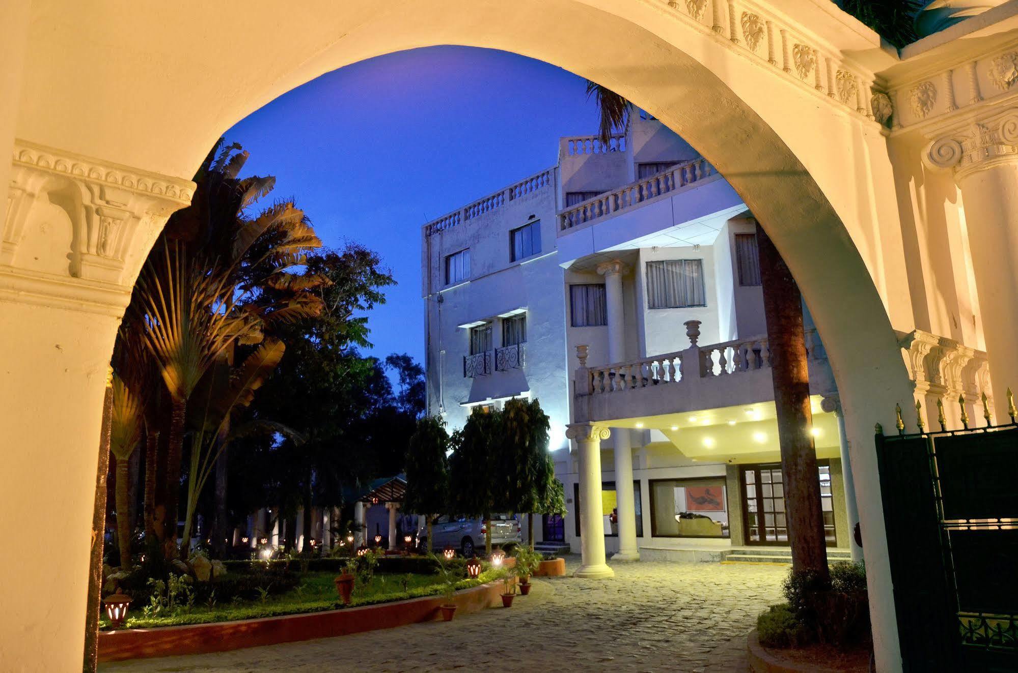 Regenta Camellia Resort And Spa Bolpur Exterior foto